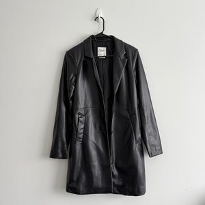 Abercrombie & Fitch Women's Sleek Black Leather Jacket